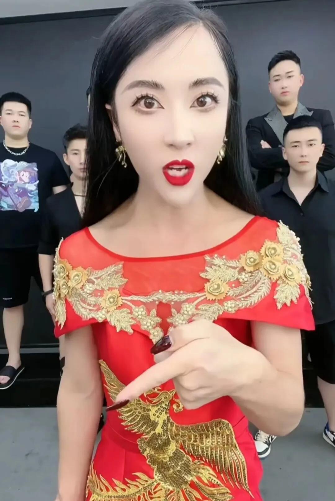 张德建张开凤图片,张德建二哥张开凤早期视频