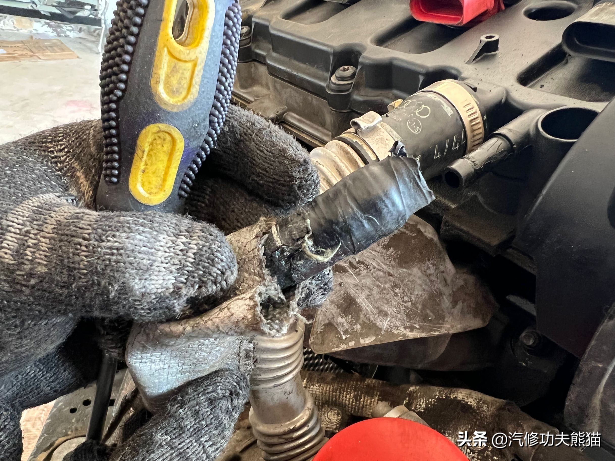 奥迪大众保时捷烧机油专修,2.0t奥迪a6烧机油吗