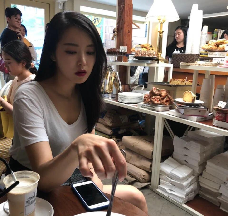 申珉熙最漂亮的照片,申珉熙最新美照