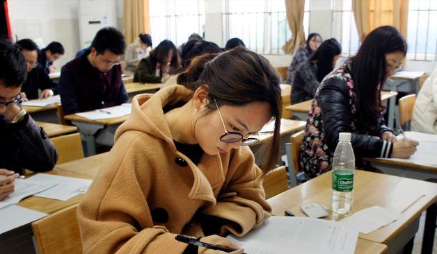 大学生毕业没工作在家啃老怎么办,大学生毕业后啃老不工作怎么办