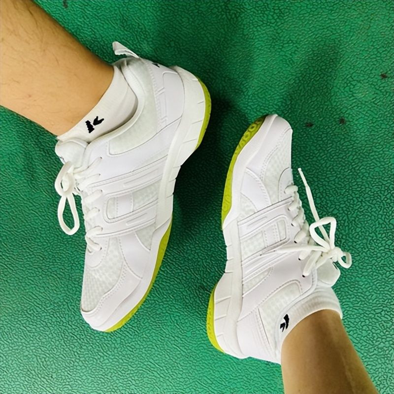 羽毛球鞋哪个牌子便宜又好,羽毛球鞋哪个牌子的质量最好