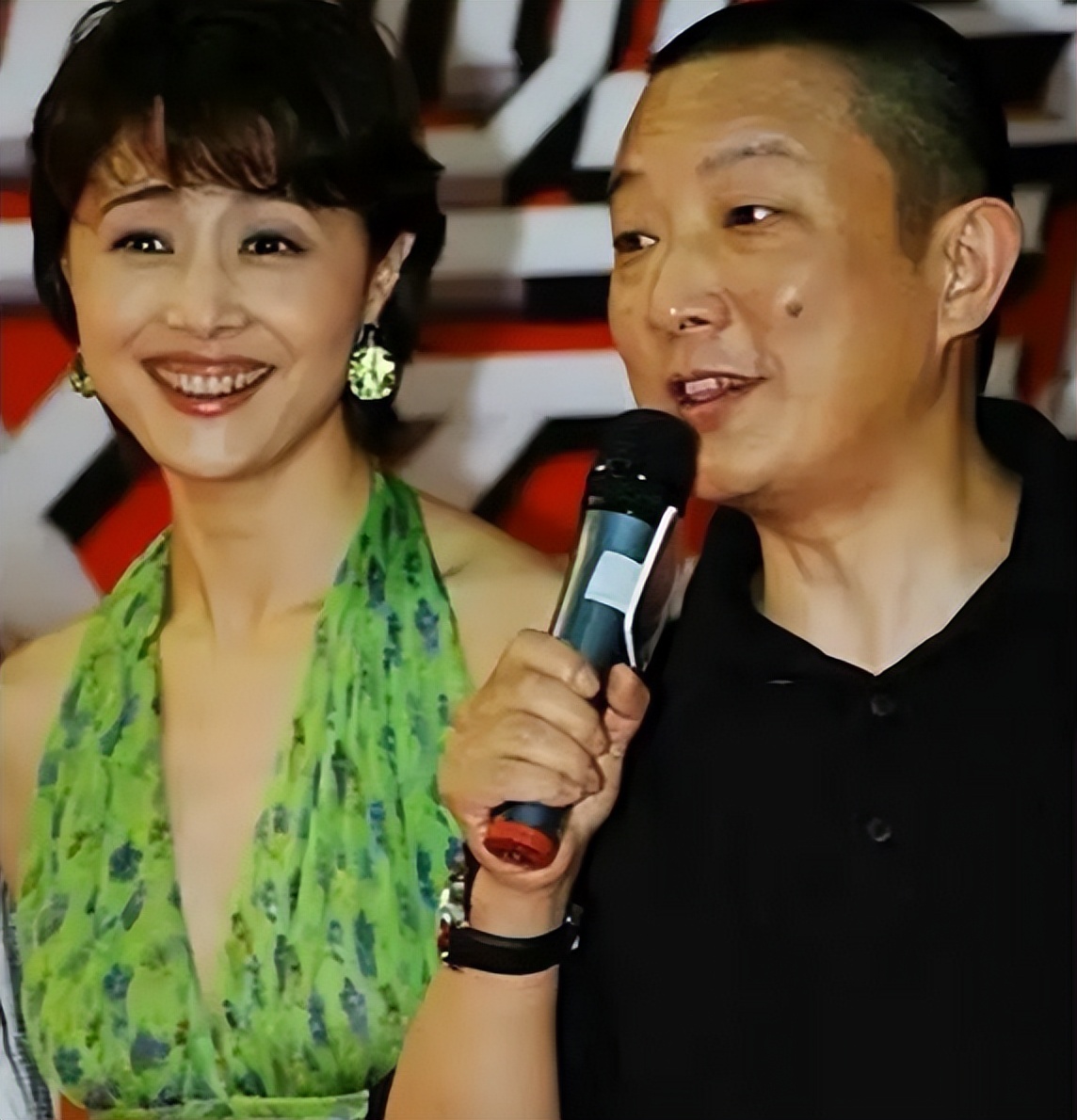 “三婚女人”刘蓓：刚怀孕就被二婚丈夫抛弃，带拖油瓶找前夫接盘