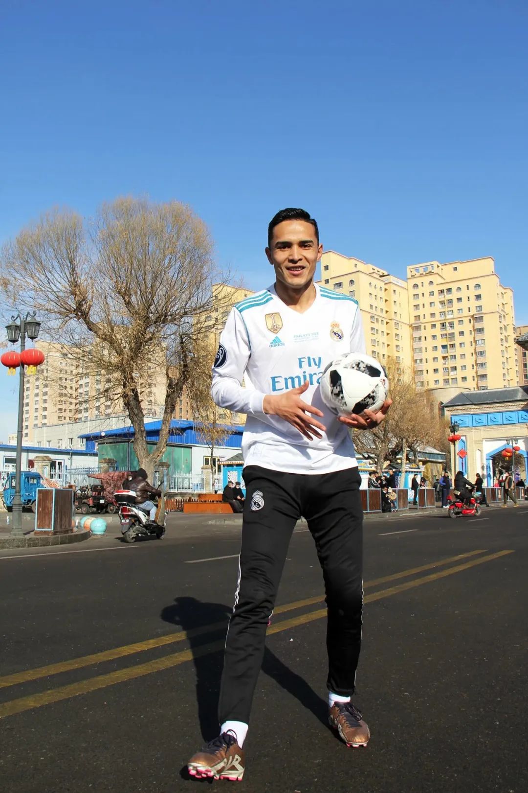 像c罗的伊犁小伙,新疆拳击一小伙酷似c罗走红