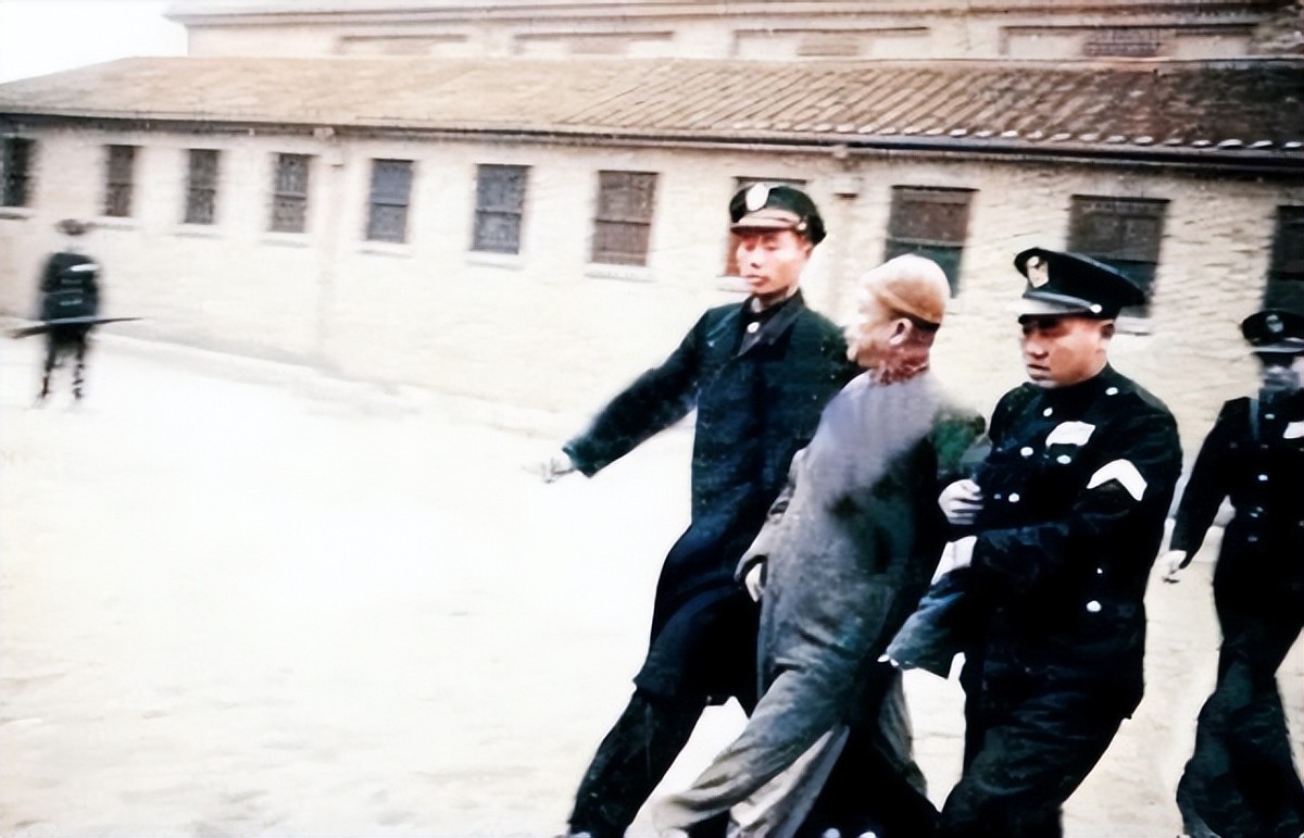 1952年凌迟处死的汉奸,第一位被处决的汉奸