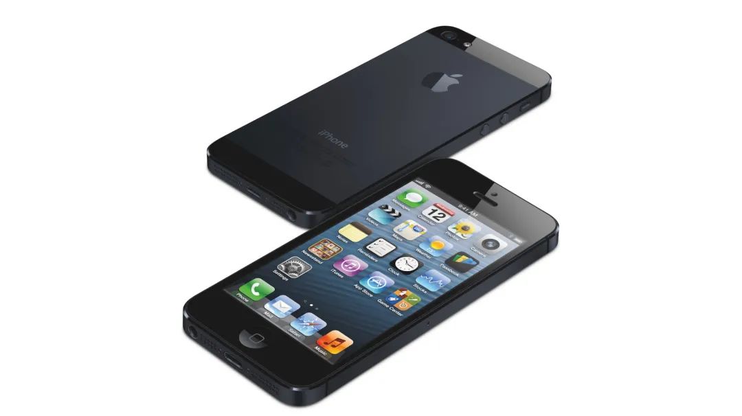 「方」与「圆」之间反复横跳的iPhone，把安卓手机给带偏了