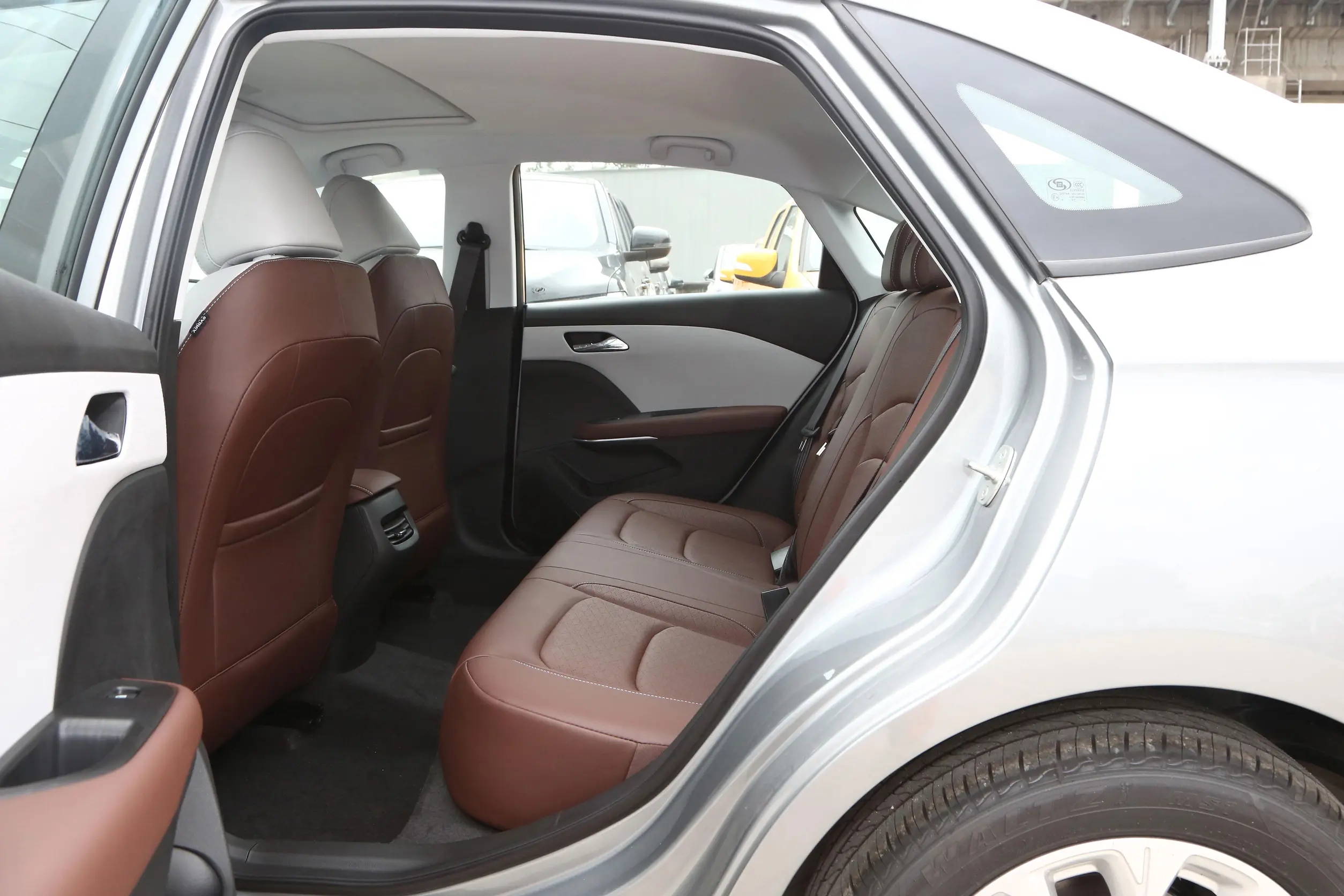 落地8-9万家用车买什么车型最实用,7-8万落地家庭最实用的轿车