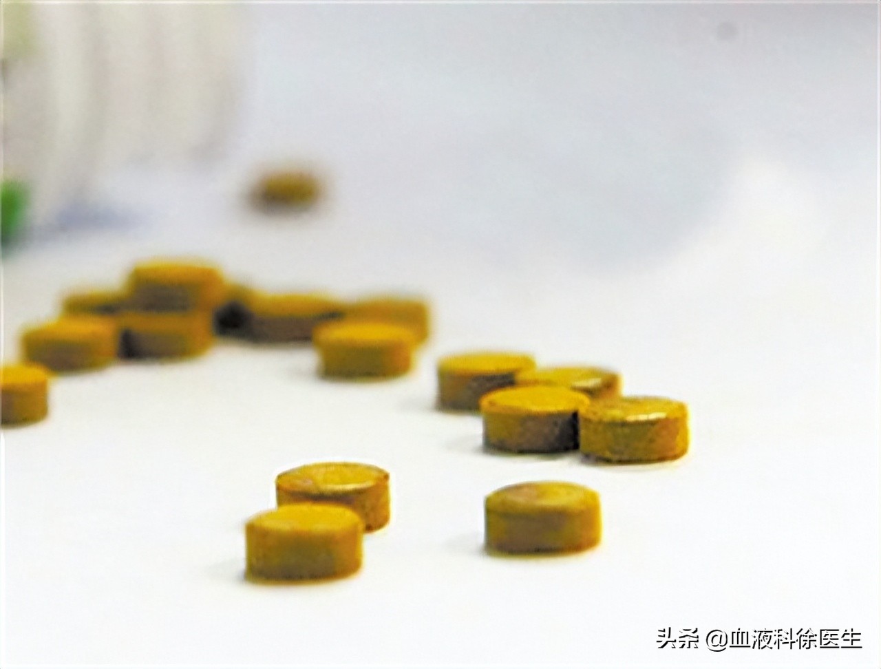 复方甘草片怎样服用止咳效果最好,几块钱一瓶的复方甘草片