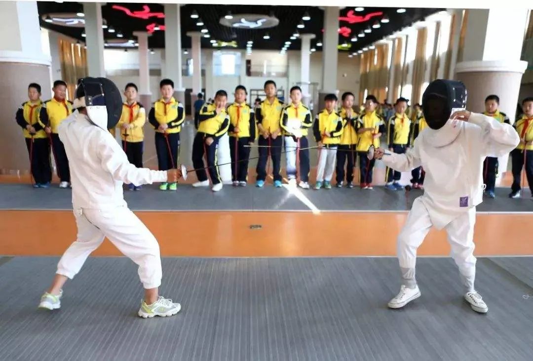 双减政策体育类培训迅速升温,双减政策新东方学而思