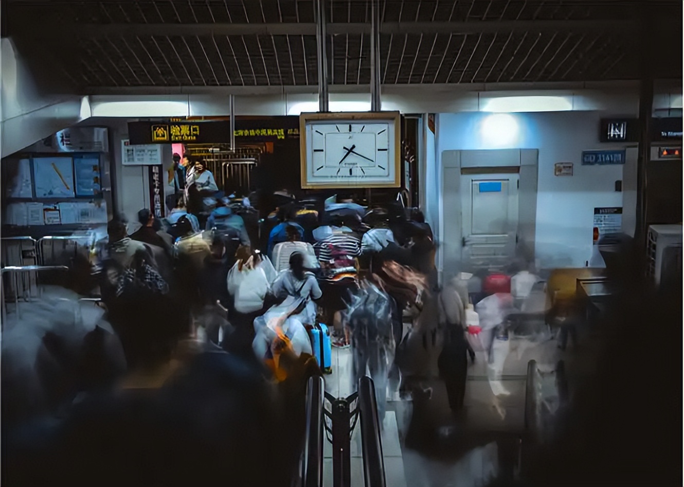 俄罗斯小伙北京,铁了心男生版dj歌曲