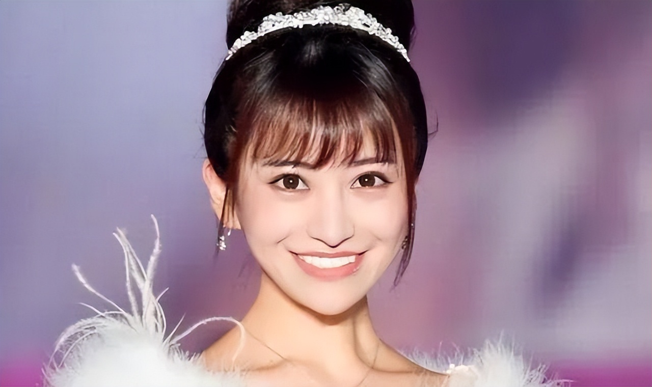 爱泽绘美里和安倍,爱泽绘美里介绍