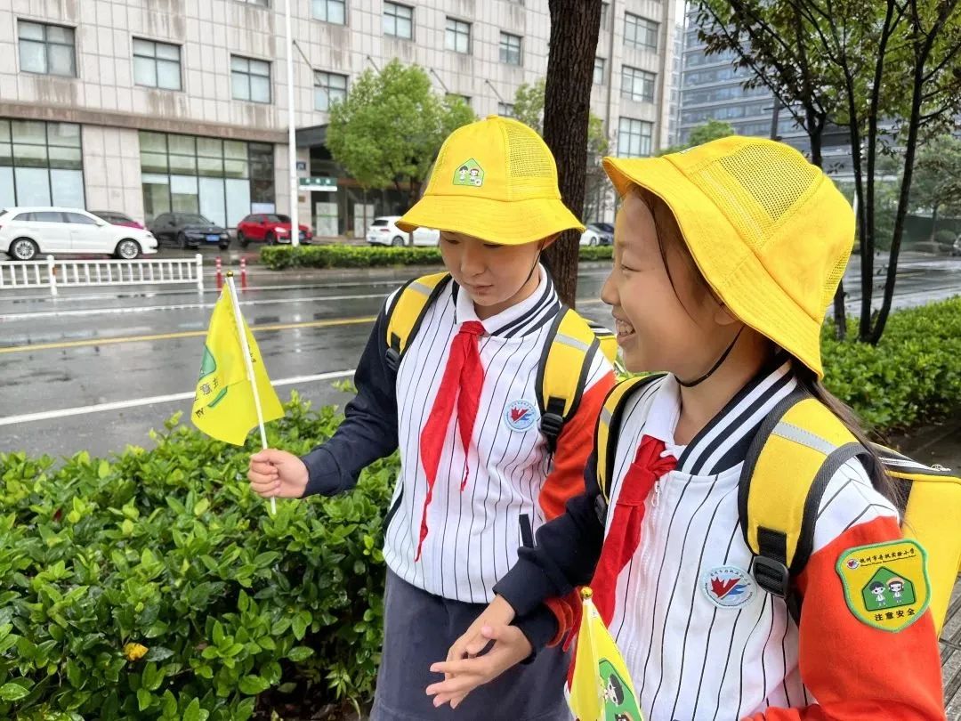 鍎跨鍙嬪ソ瀛︽牎鏁欒偛妗堜緥,鍎跨鍙嬪ソ灏忓