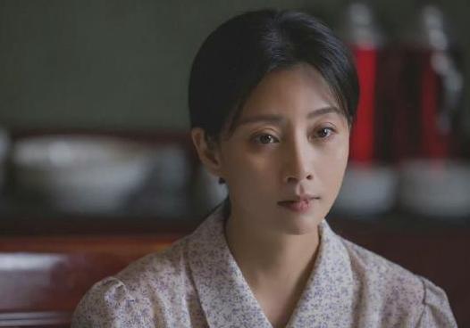 前夫是个贪污犯，历任男友都莫名其妙的分手，殷桃的感情路真难走