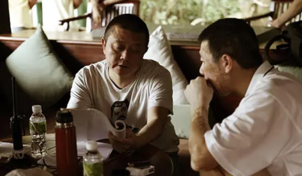 这件事，张爱玲干失败了，王朔想干却被封杀，结果郭敬明干成了