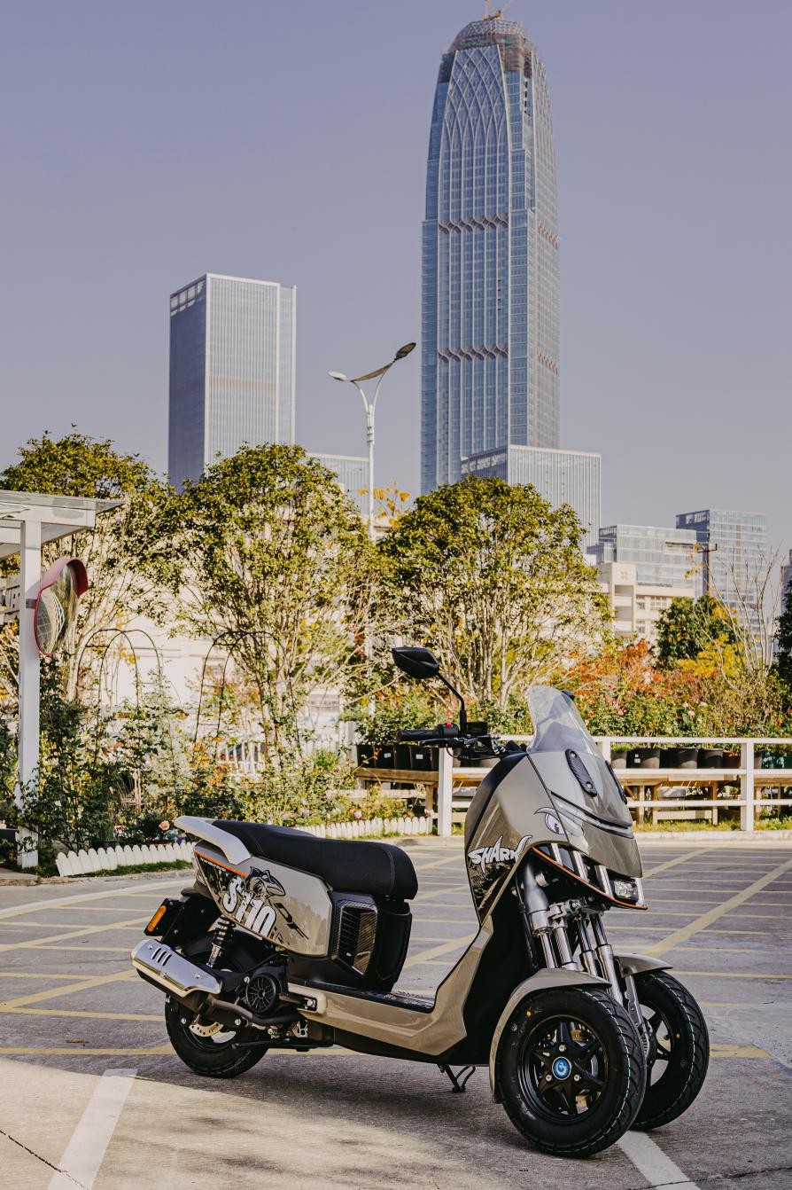 年轻人的第一台倒三轮？斗风珑鲨S1-110新品发布