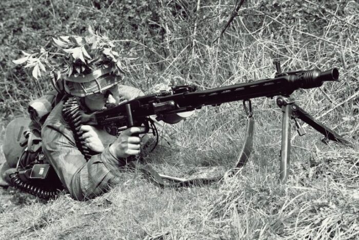 “希特勒的电锯”：为什么德军给MG-42机枪起了这个绰号？