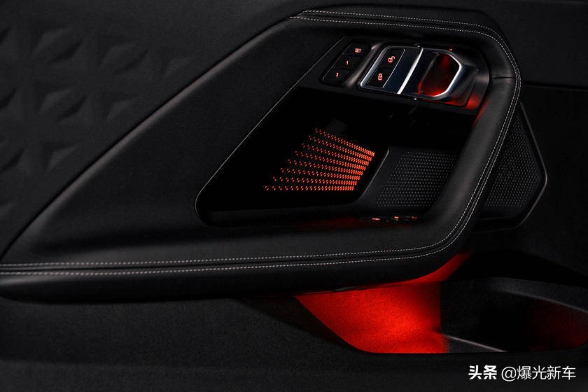 2022宝马2系两门轿跑车,2022款宝马2系225i曜夜版