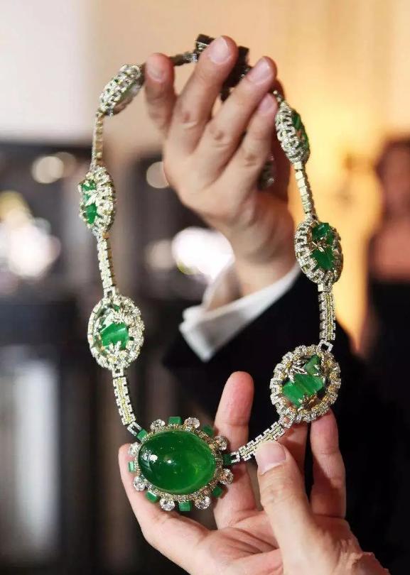 十大最贵的翡翠是什么,翡翠十大入门基础知识