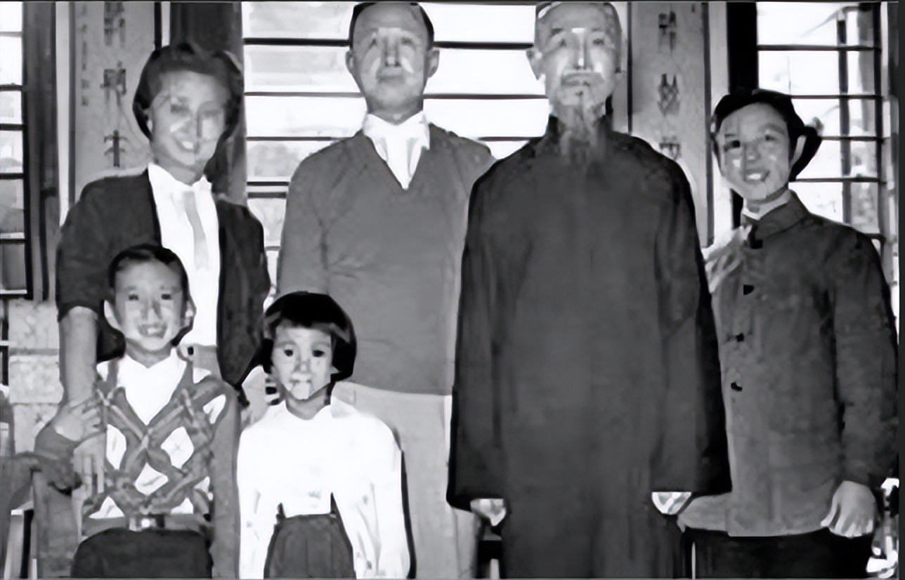 钱学森怎么追求蒋英,蒋英给钱学森介绍对象