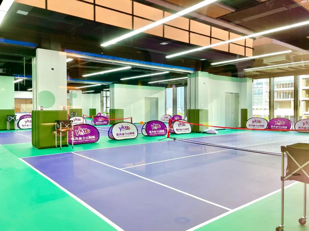 建一个网球场都需要哪些步骤？