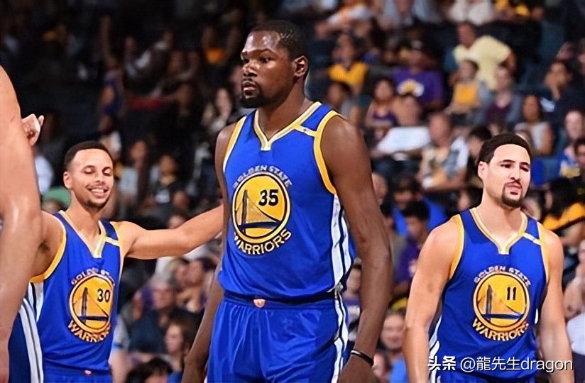 凯文杜兰特生涯经历,凯文杜兰特还在现役吗