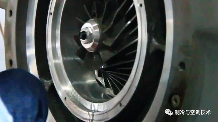 30多种空调点检拨码调试手册+水机氟机技术手册+监控+视频+软件