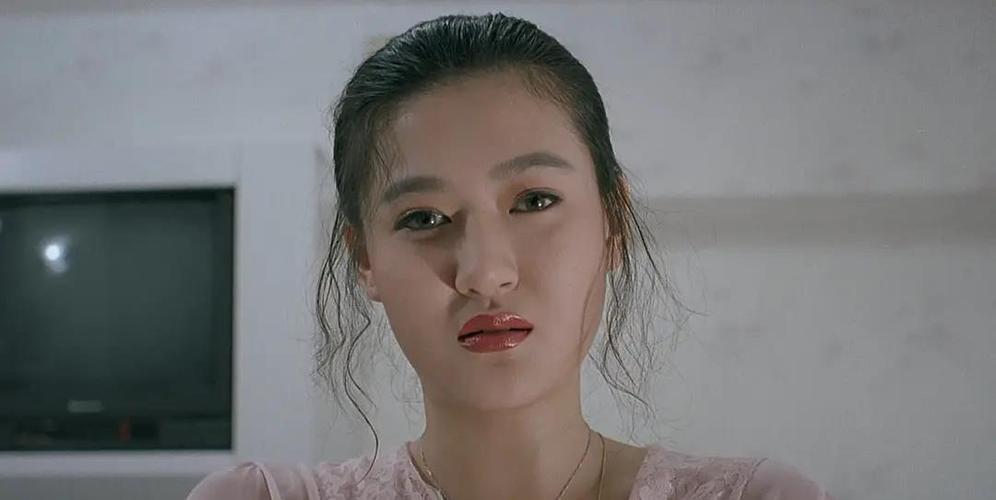 汤唯和吴倩莲相似的度有多少,汤唯和吴倩莲太像了