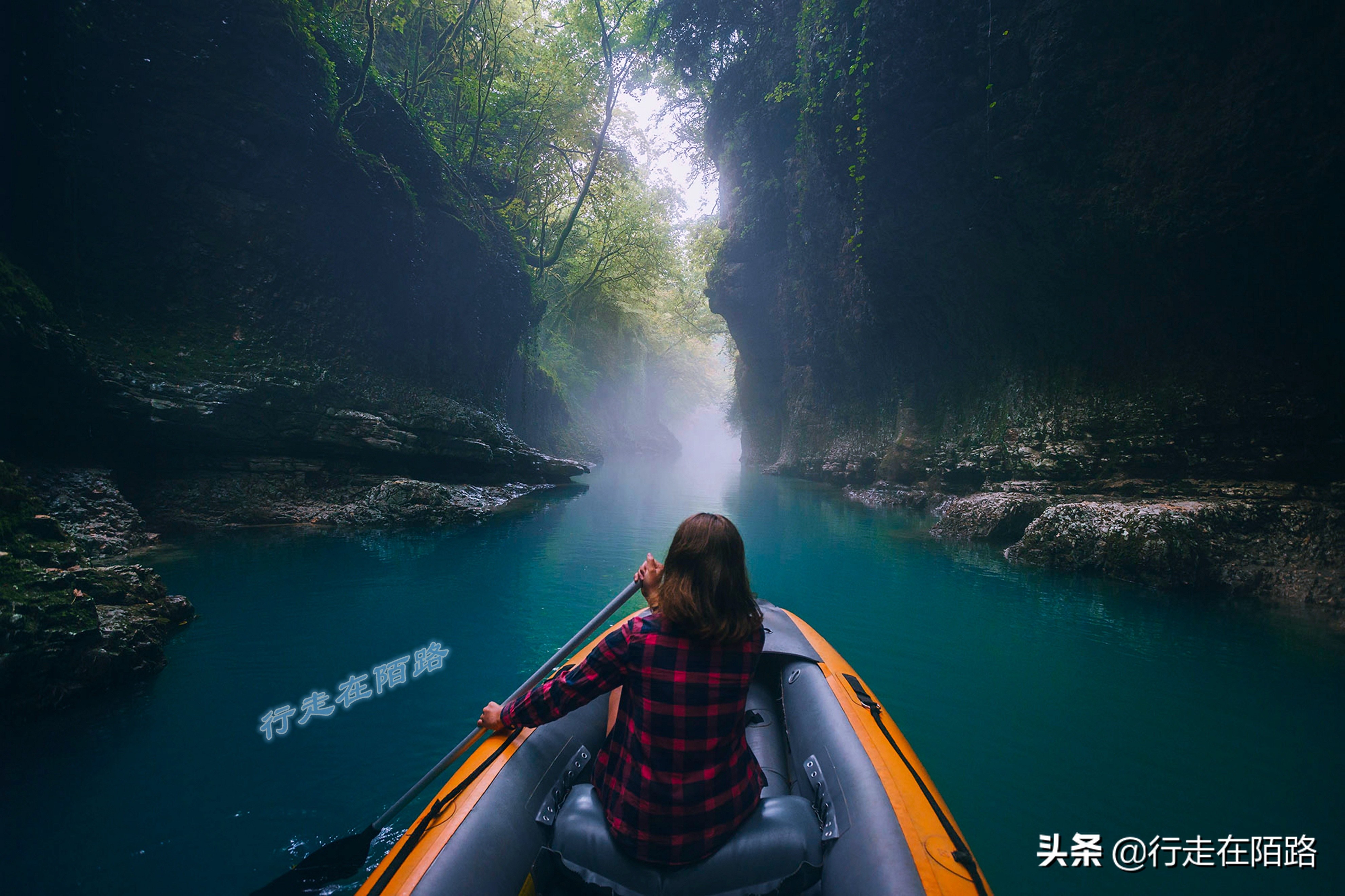 环游黑海第一个难关：海关盘查六个小时，靠一句话成功入境