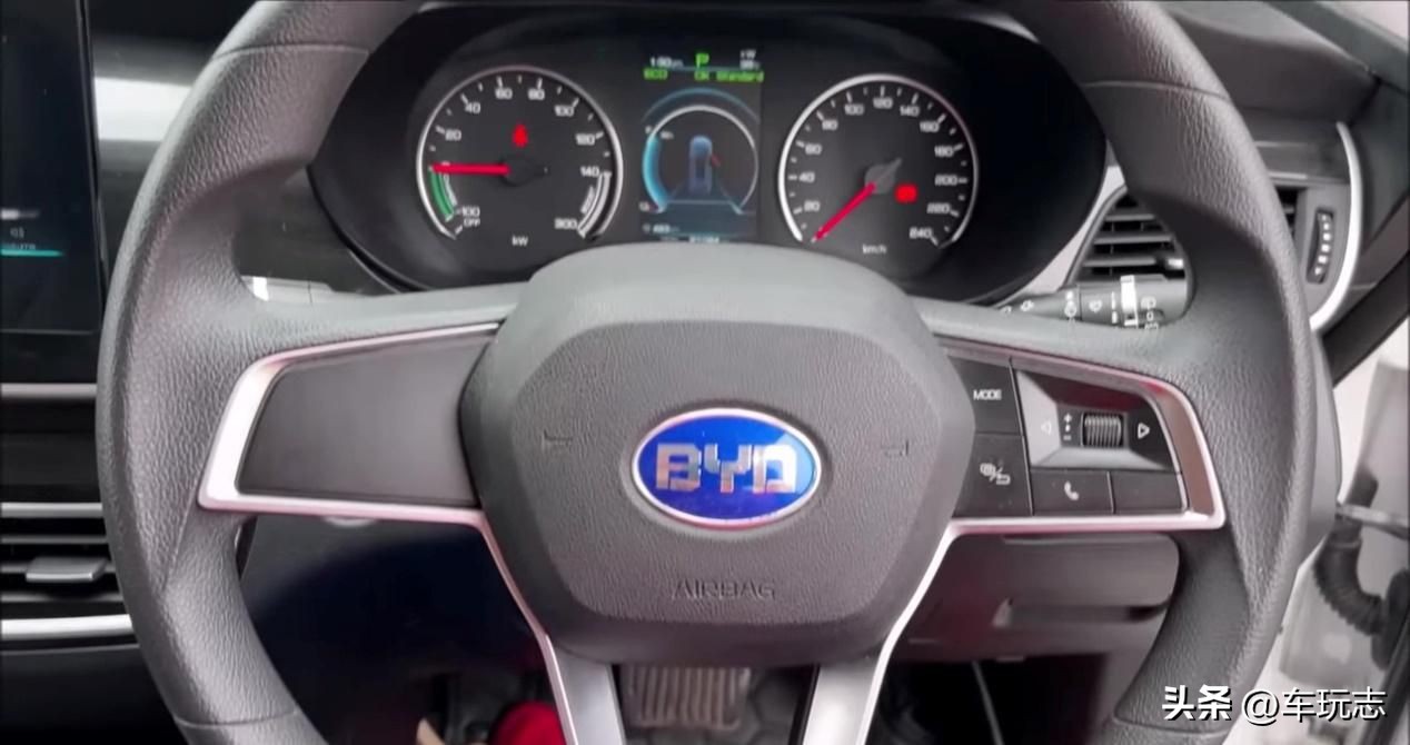 e6比亚迪新能源汽车,纯电动比亚迪e6不容忽视的亮点