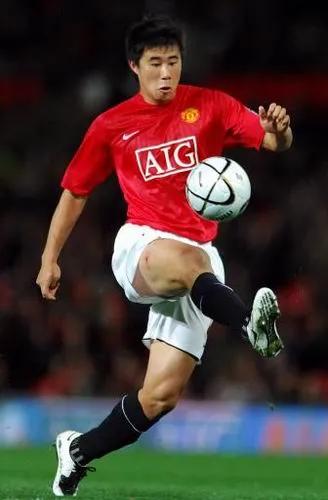 中国曾经在五大联赛踢球,中国曾经效力五大联赛的球员