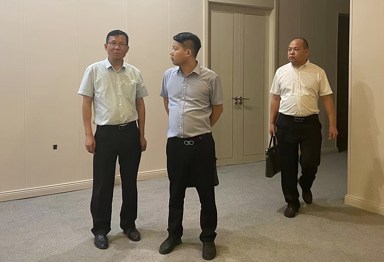 武汉金控华中贸易服务区,湖北省电子商务行业协会会长