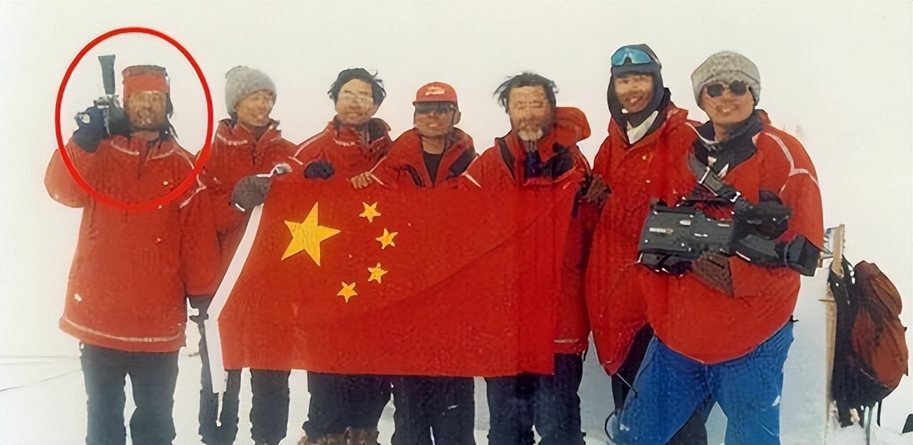 这一次，64岁的毕福剑，不再被世界宽容