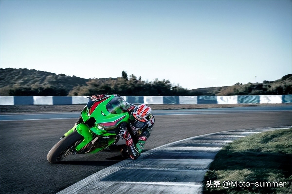 2021川崎zx10r改全绿,2022川崎zx-10r黑红