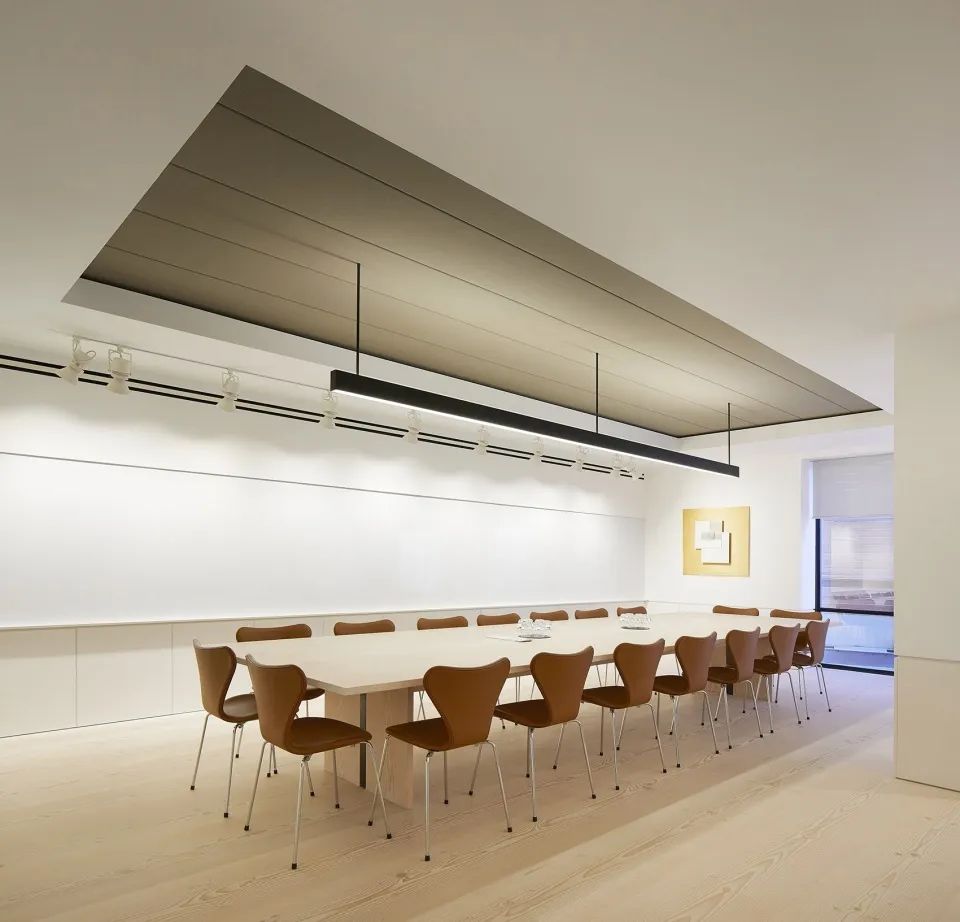 时尚办公室翻新设计风格,现代办公室翻新设计风格