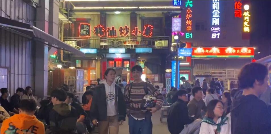 万家丽家具建材市场,家装首选全铝家居