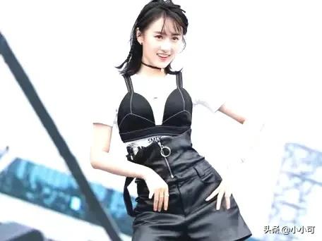 闪耀舞台之梦：晴晴的明星之路