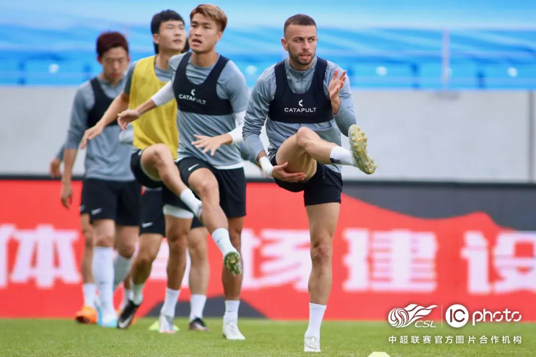 青岛海牛前瞻,青岛海牛vs青岛西海岸赛前发布会