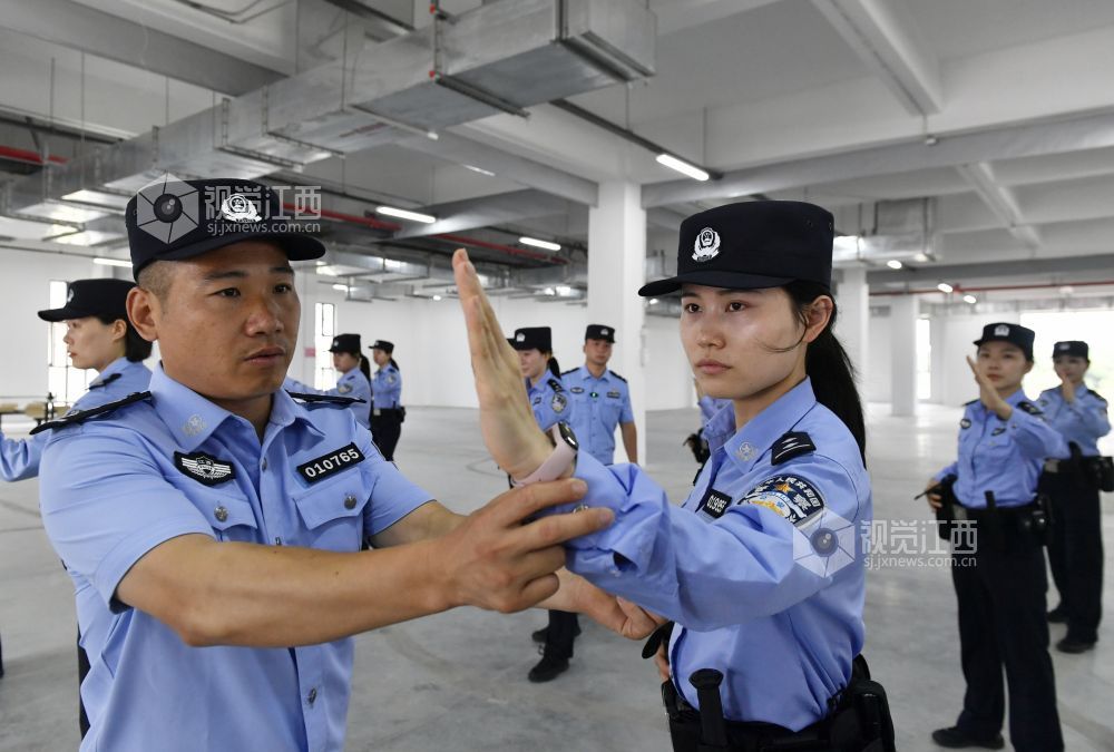 陀枪师姐飒爽英姿,英姿飒爽江西