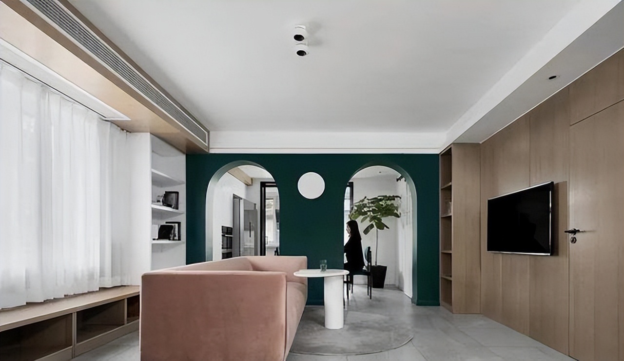 电视机应该挂墙还是坐式,电视机应该挂墙上还是放电视柜上