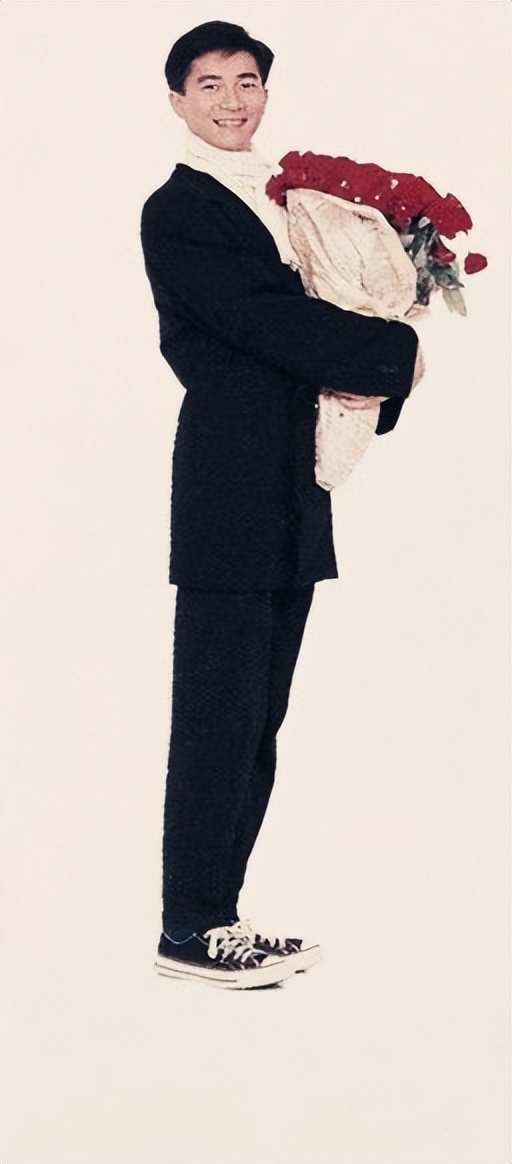 陈百强身材和穿衣风格,陈百强的穿着打扮