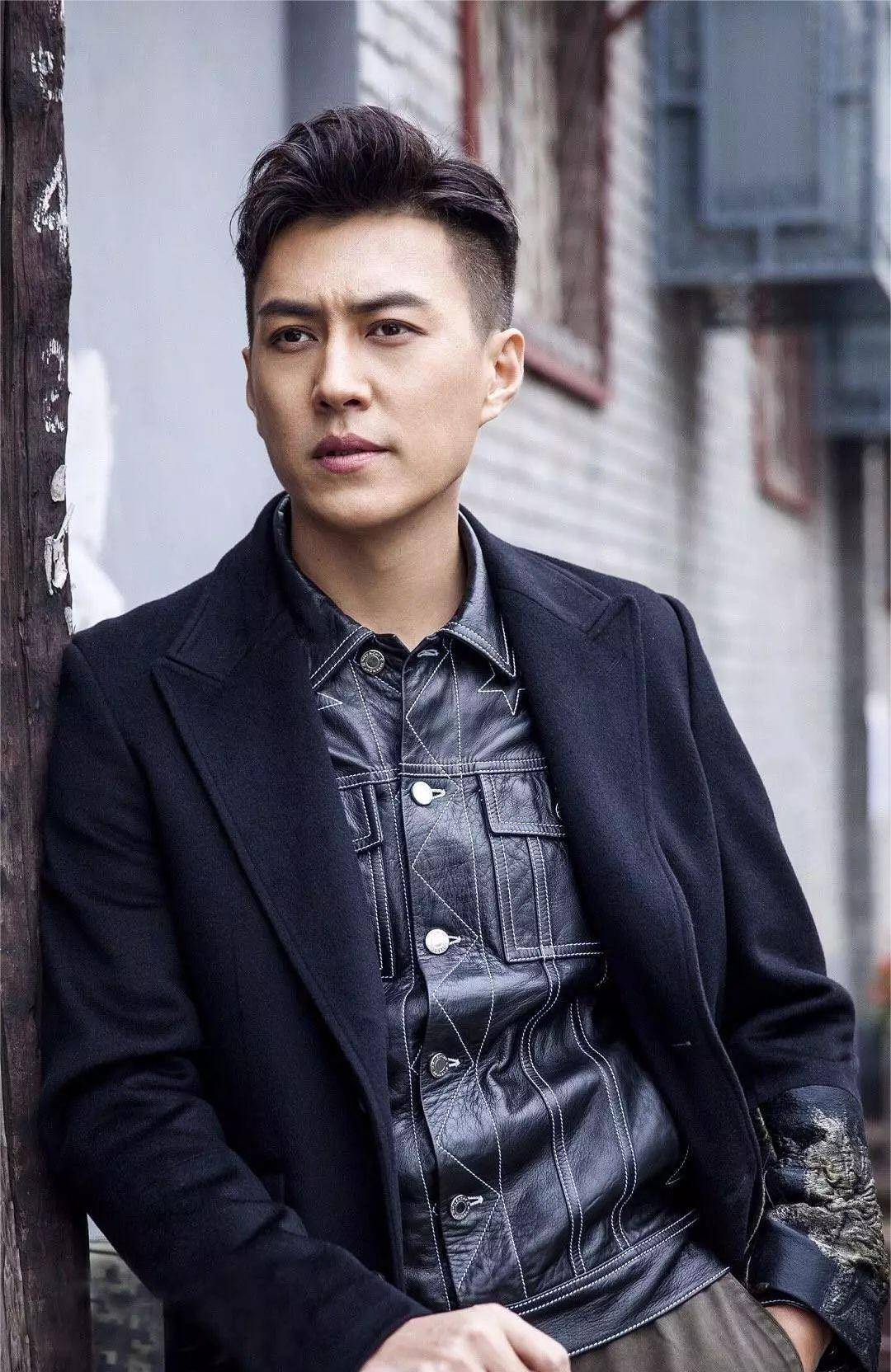 明明很帅自己却觉得很丑,明明很帅却打扮很丑