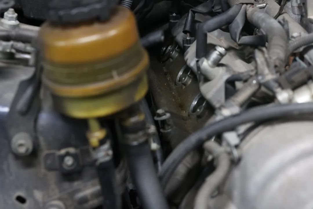 雷克萨斯ls430翻新修复,雷克萨斯ls430老车翻新作业