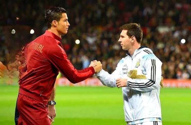 球王梅西和c罗谁更强,梅西阿根廷球王和c罗世界球王