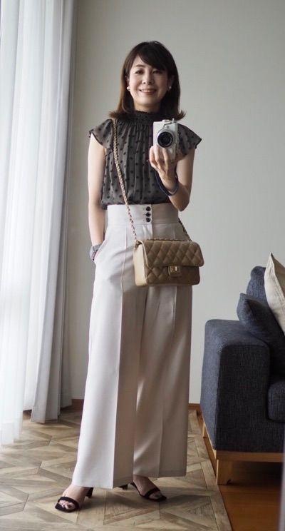 灰色系女生穿什么颜色好看,米灰色发色穿搭高级感