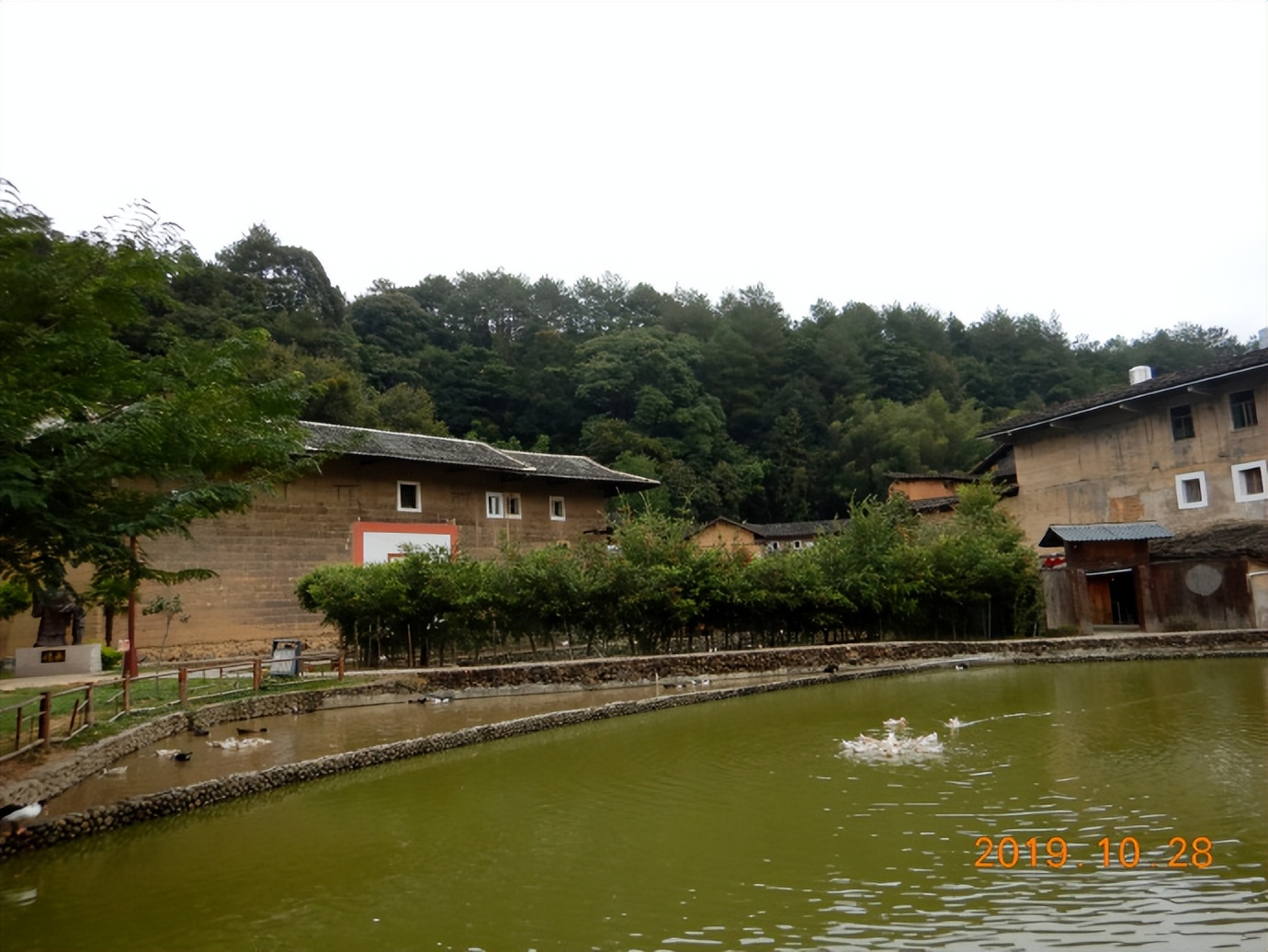 走进世界文化遗产之一福建永定客家土楼