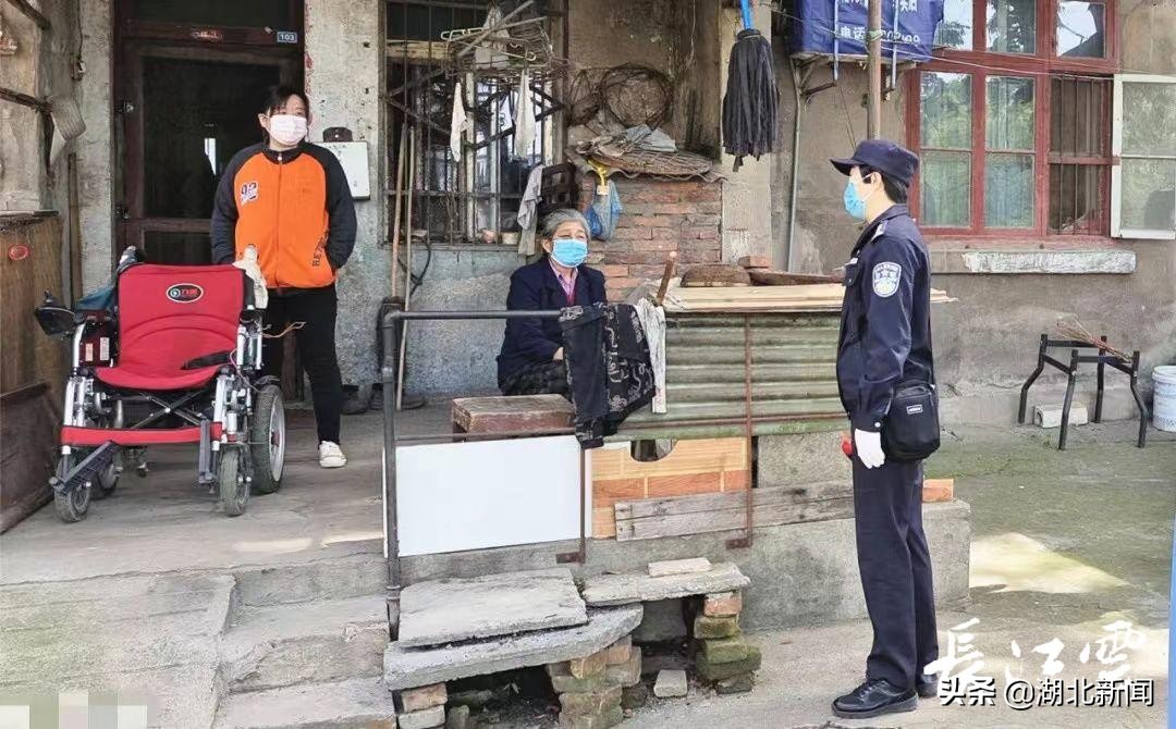 “字”说新语|省*党**代表胡敏：做社区群众的“好当家”