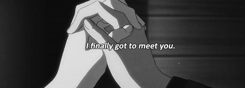 女人一旦动了情，会向你发出这四个“信号”