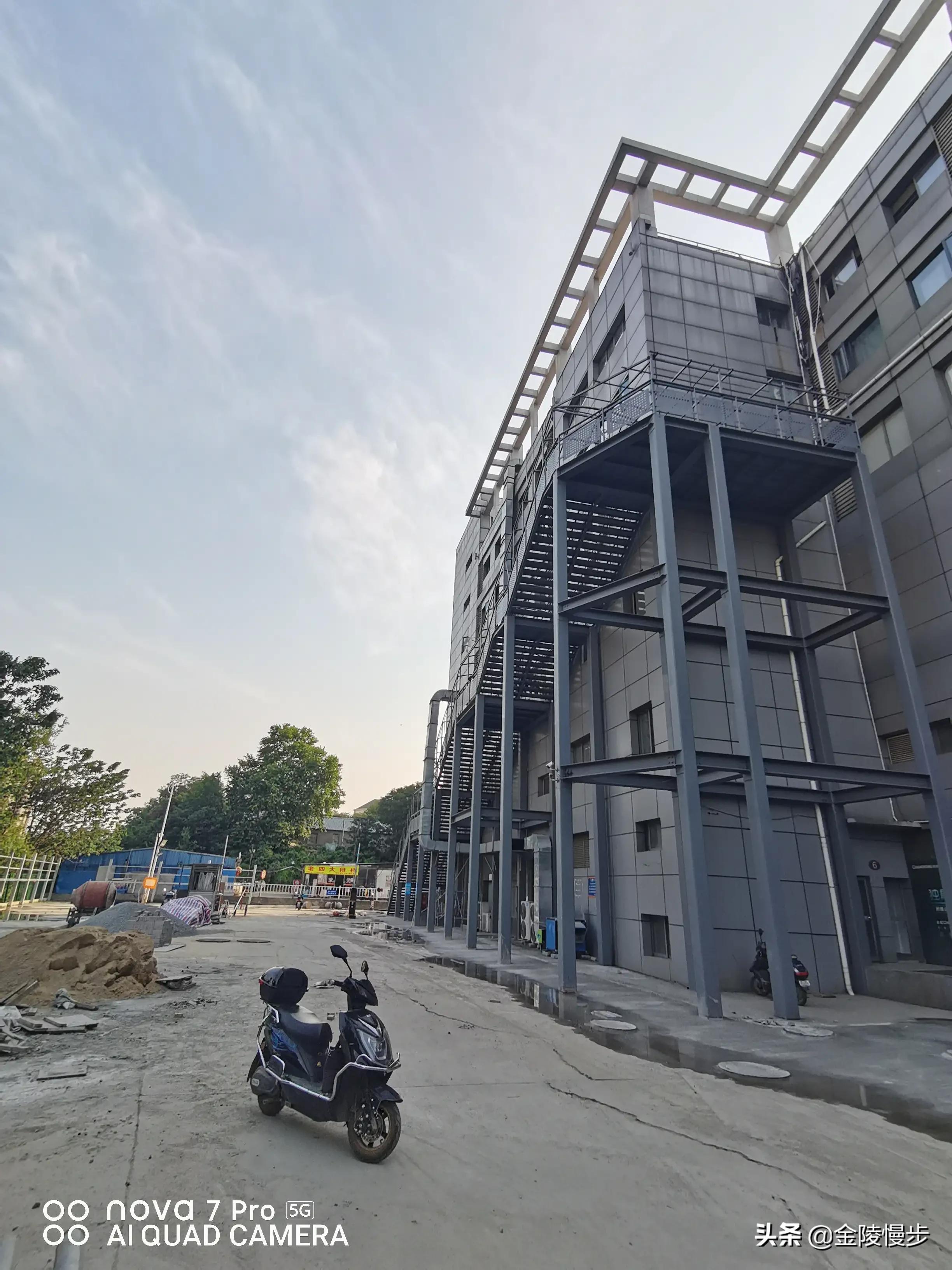 梅山街道梅山商业广场,梅山广场简介