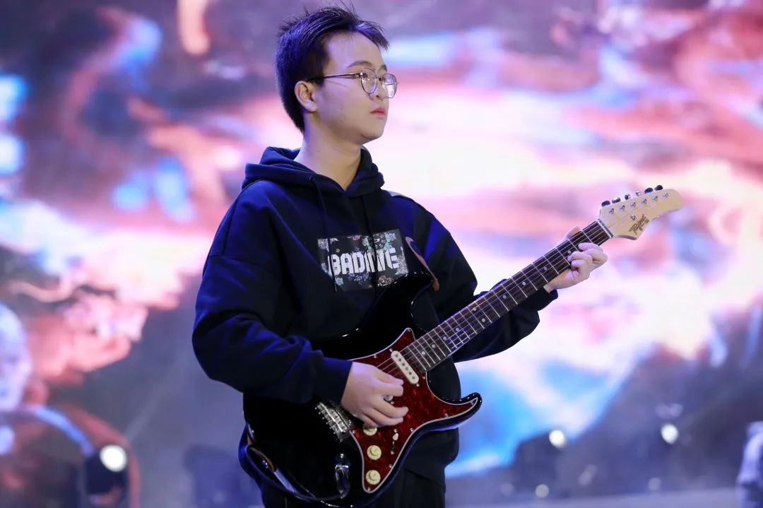 八斗扬帆，为梦起航