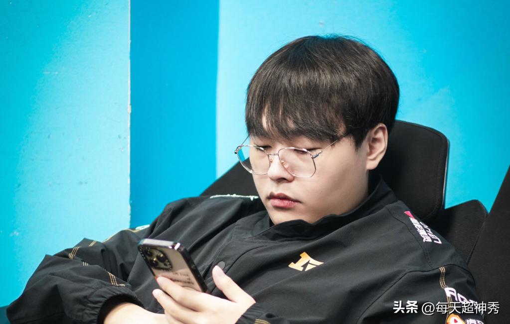 lpl比赛tt2023战果,rng被厄斐琉斯五杀