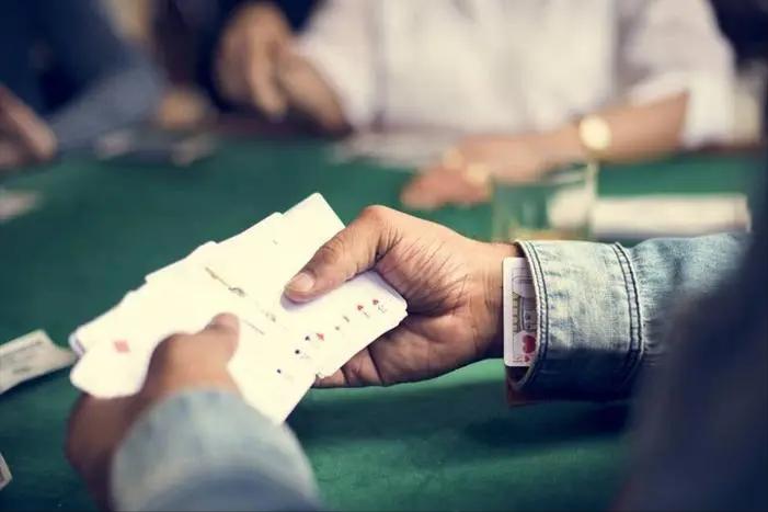 男子澳门赌场赌赢1000万元能走吗,深度揭秘澳门赌博背后的玄机